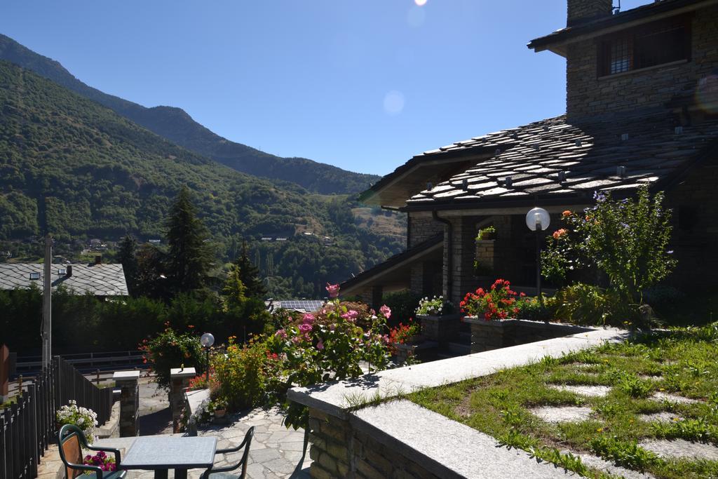 Bed & Breakfast Les Fleurs Gignod